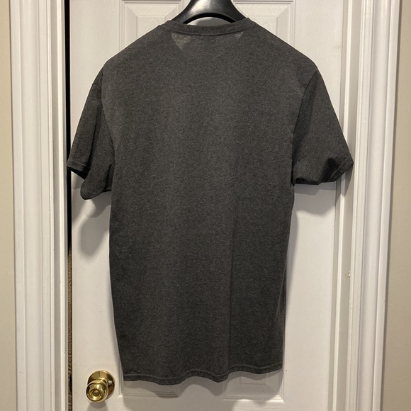 NWOT - Men's Charcoal Gray Round Neck Short Sleeve Las Vegas Souvenir Tee - Sz L - Picture 4 of 7